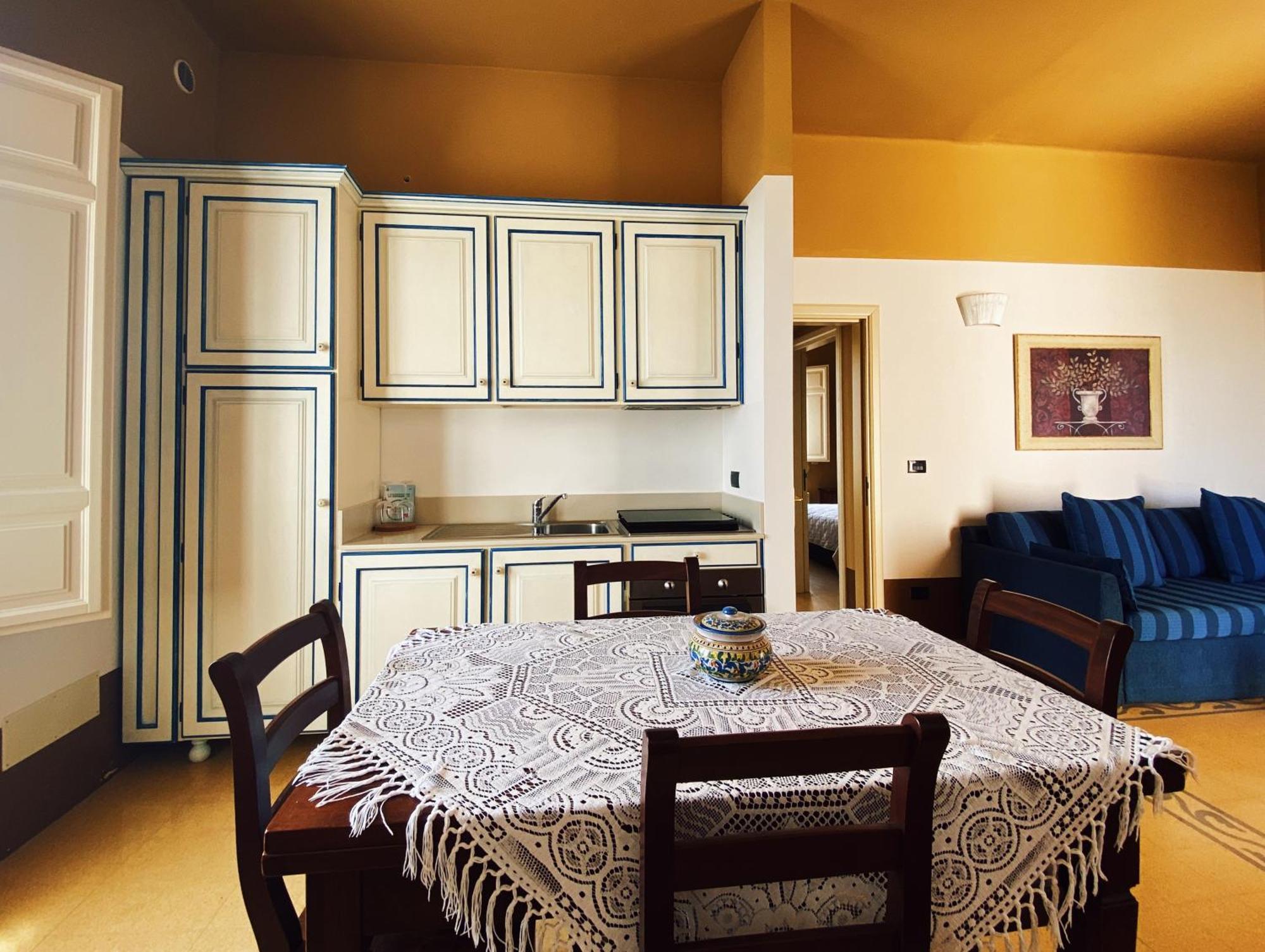Palazzo Gambuzza Aparthotel อิสปิคา ห้อง รูปภาพ
