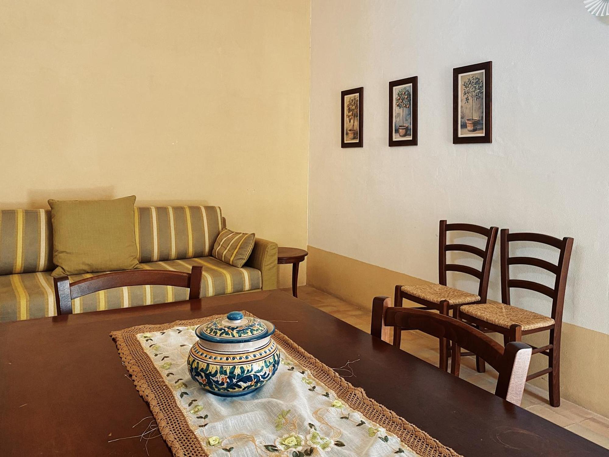 Palazzo Gambuzza Aparthotel อิสปิคา ห้อง รูปภาพ
